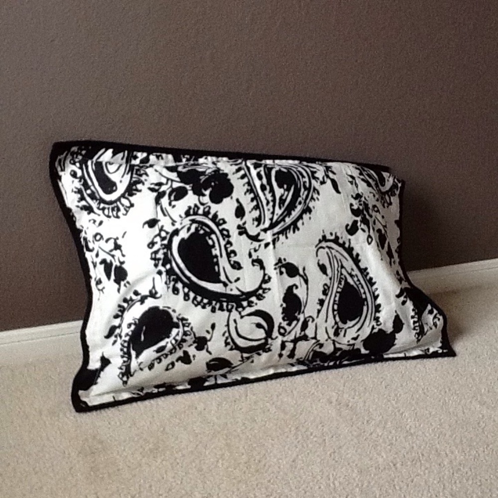 Ralph Lauren pilliow case